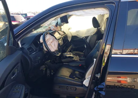 2017 Honda Pilot Elite из США, поврежденный, VIN 5FNYF6H00HB007214